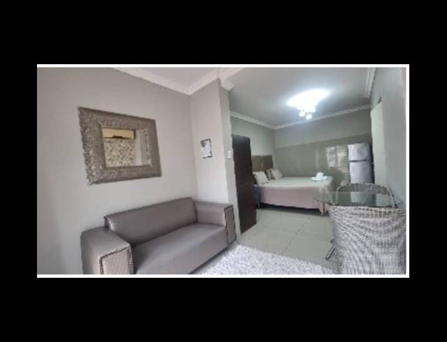 1 BEDROOM PROPERTY TO RENT IN ESSENWOOD